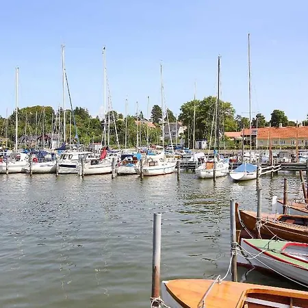 4 Bedroom Awesome In