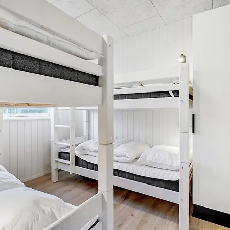4 Bedroom Awesome In Løgstrup