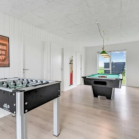 4 Bedroom Awesome In 度假居